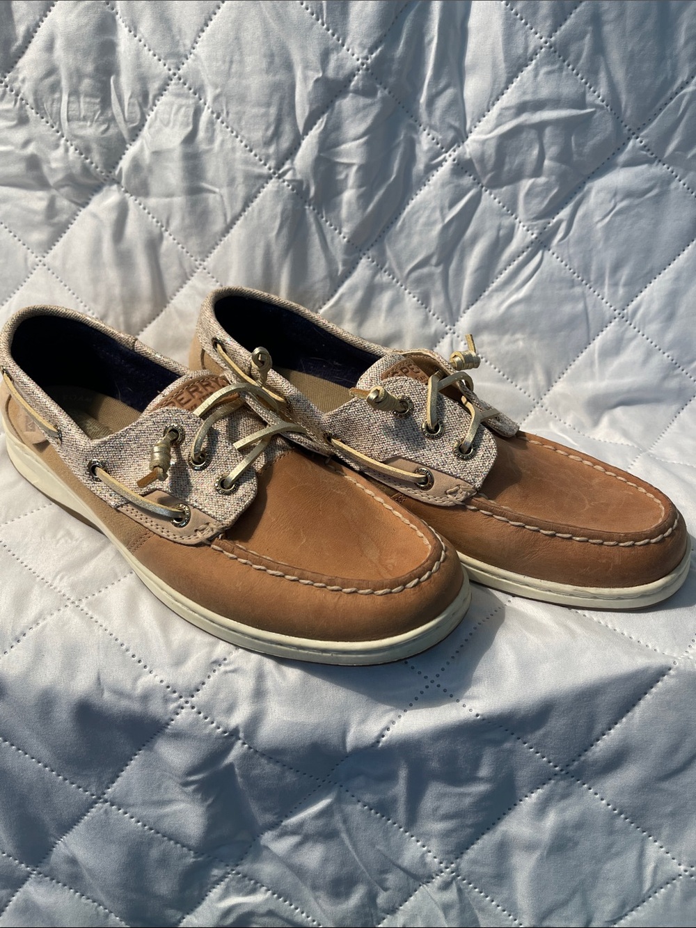 Sperry Rosefish Women’s Tan Leather Boat Shoes Beige Sparkle Canvas Collar sz 9